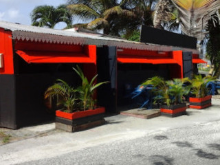 Poirier Ste Anne Guadeloupe